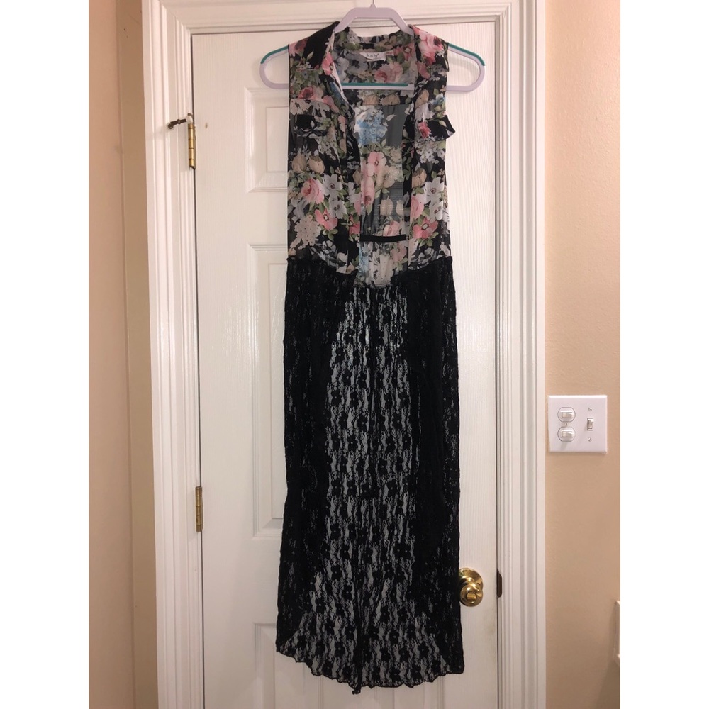 Floral & Lace Sleeveless Cardigan🖤🌸